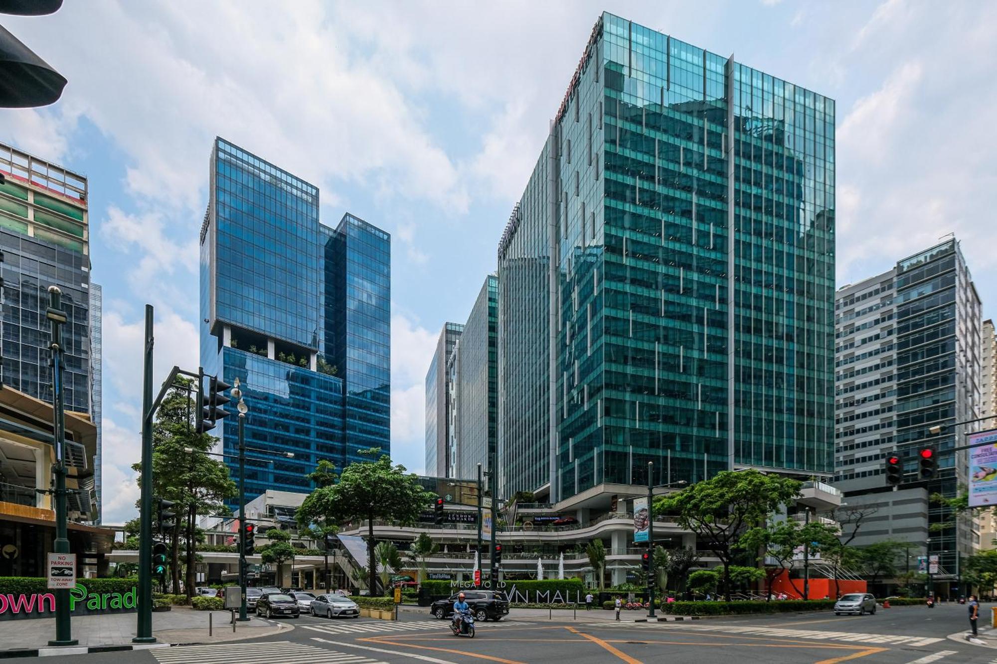 Bgc 2Br Uptown Parksuites With Balcony And Bathtub Manila Exterior foto